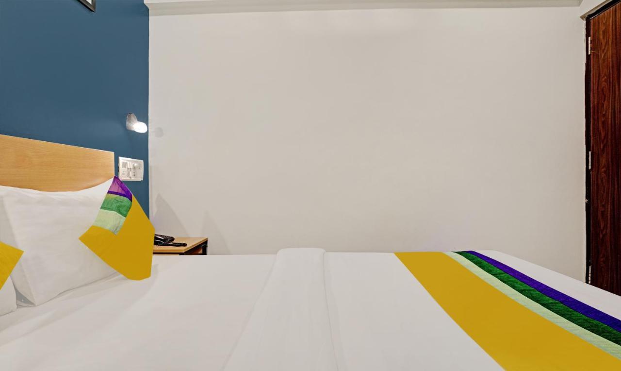 Itsy By Treebo - Didar House Hotell Navi Mumbai Exteriör bild