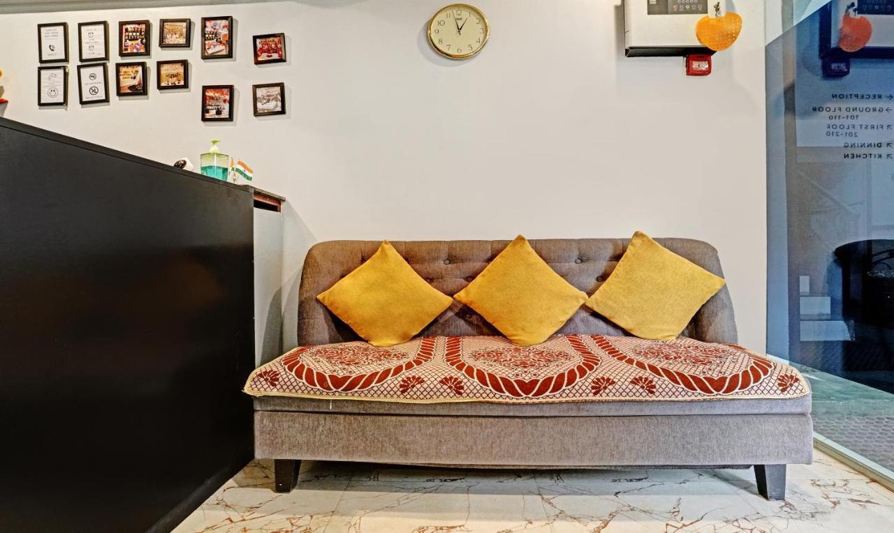 Itsy By Treebo - Didar House Hotell Navi Mumbai Exteriör bild